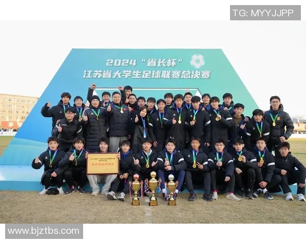 西安足球队在最新足球状态排行榜中荣登第八名展现出强劲实力